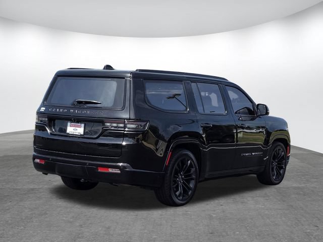 Used 2023 Jeep Grand Wagoneer Series III w/ Rear Seat Video Group 1 AWD/4WD image 4