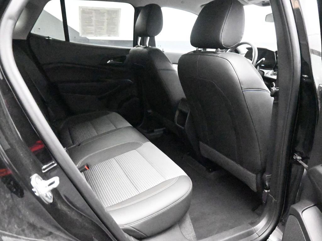 Used 2025 Chevrolet Trax LT image 22
