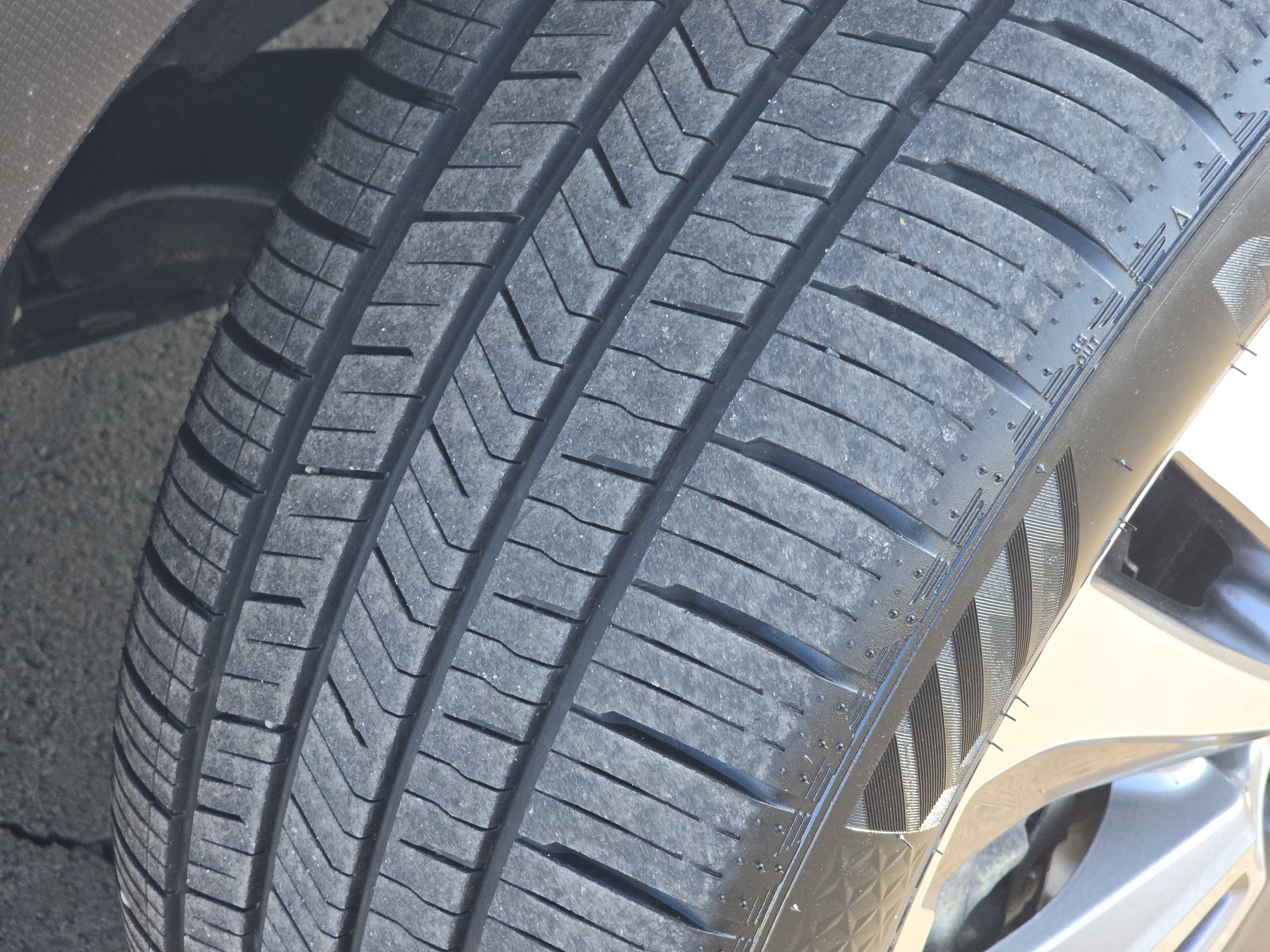 Certified 2022 Subaru Ascent Limited w/ Technology Package image 16