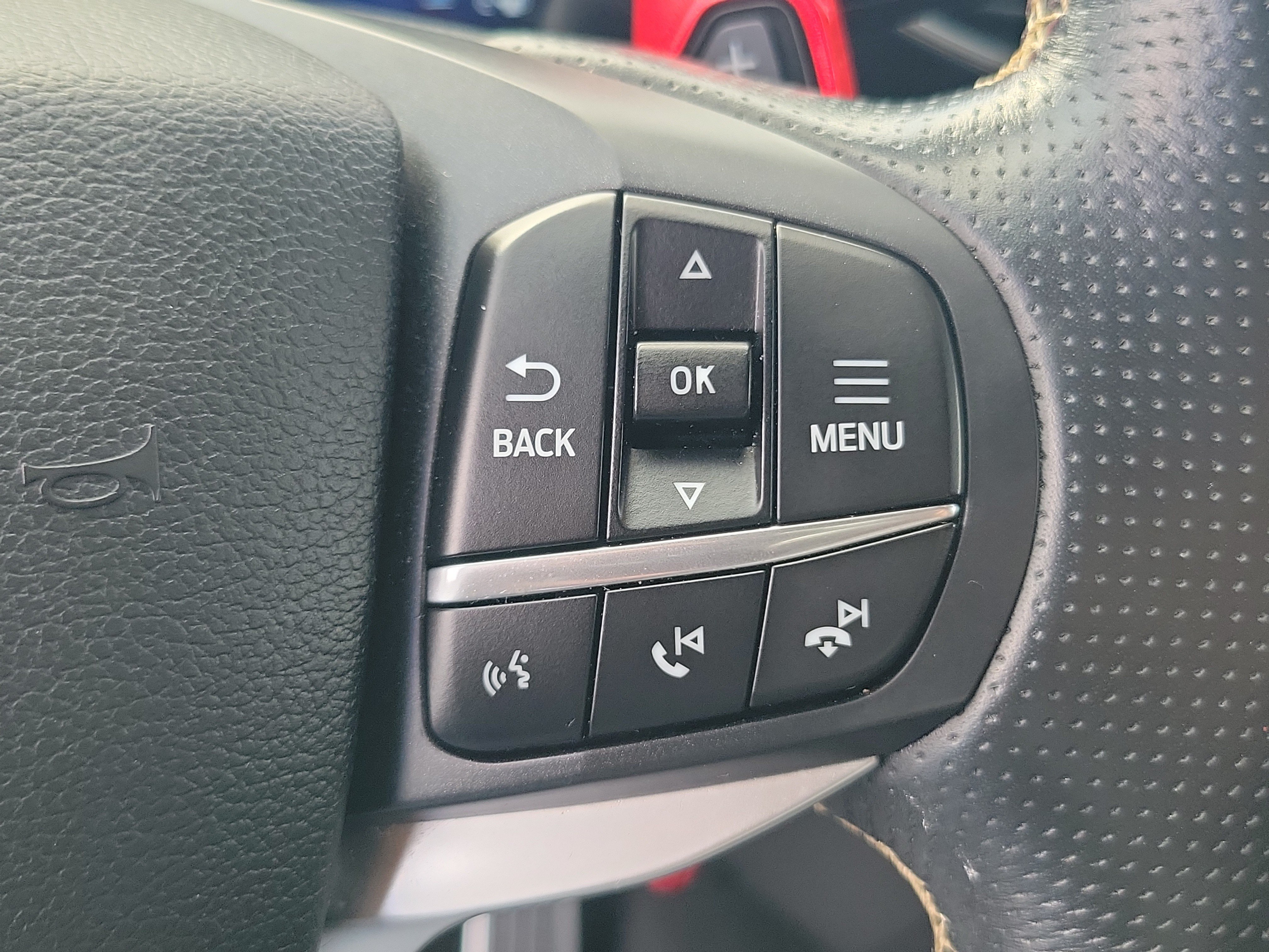 Used 2020 Ford Explorer ST w/ ST Street Pack AWD/4WD image 24