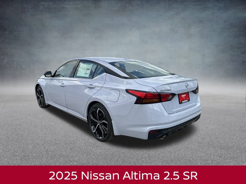 New 2025 Nissan Altima 2.5 SR image 4