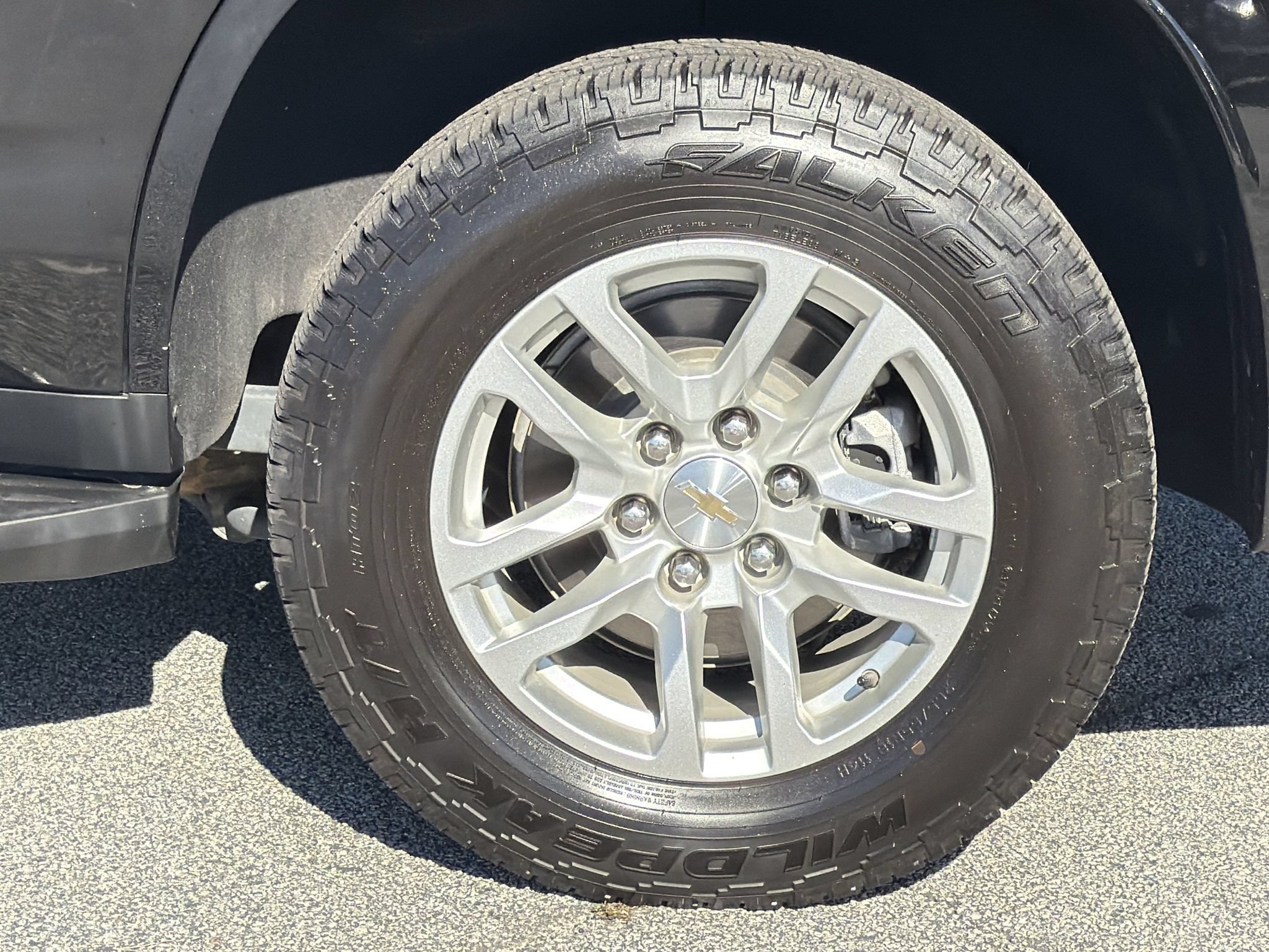 Used 2024 Chevrolet Tahoe LT AWD/4WD image 13