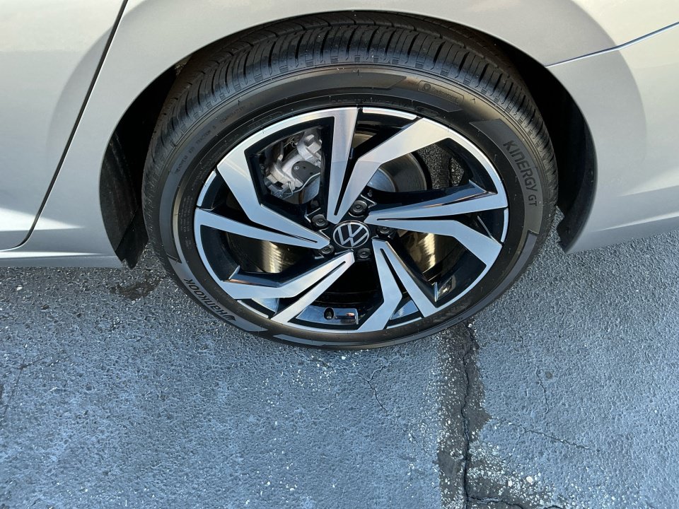 Certified 2026 Volkswagen Jetta SEL FWD image 21