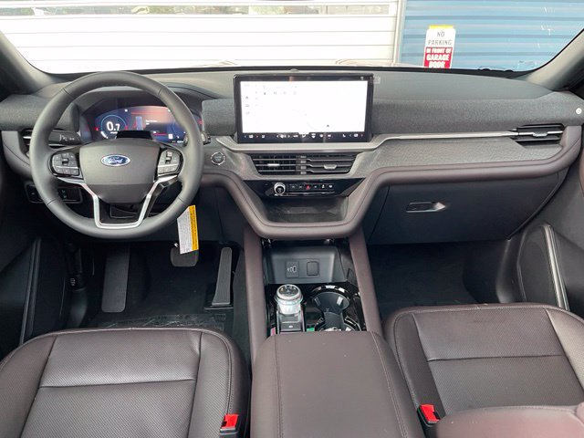 New 2026 Ford Explorer Platinum AWD/4WD image 6