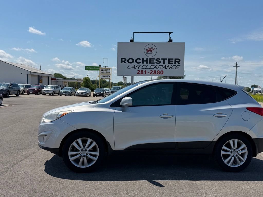 Used 2012 Hyundai Tucson Limited w/ Premium Pkg FWD image 16