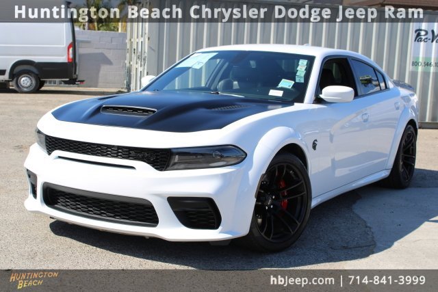 Used 2022 Dodge Charger SRT Hellcat w/ SRT Black Package image 11