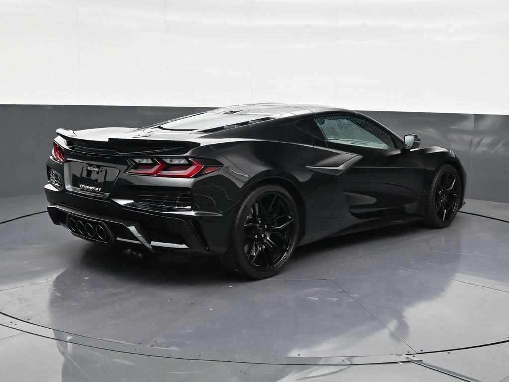 Used 2026 Chevrolet Corvette Z06 image 5