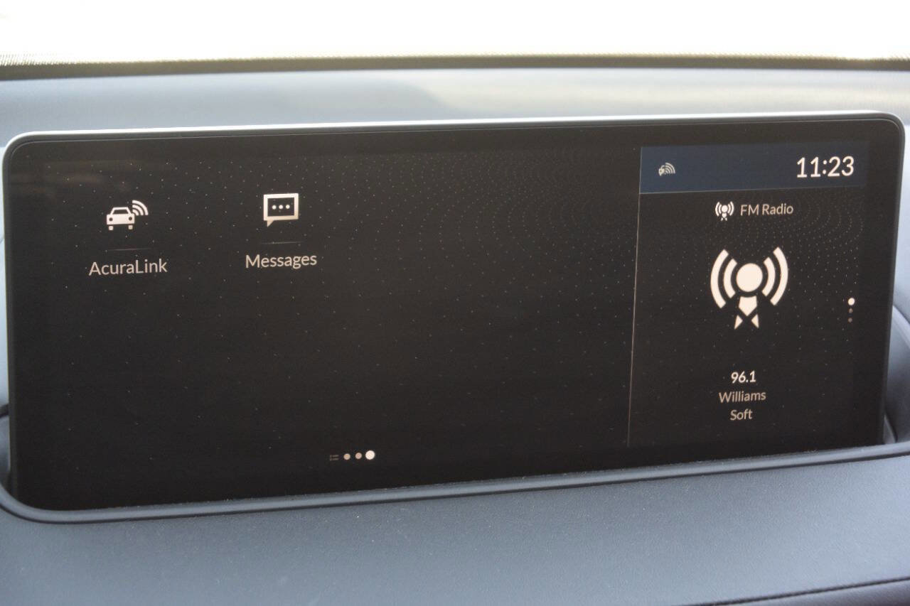 Used 2024 Acura MDX SH-AWD w/ Technology Package image 24