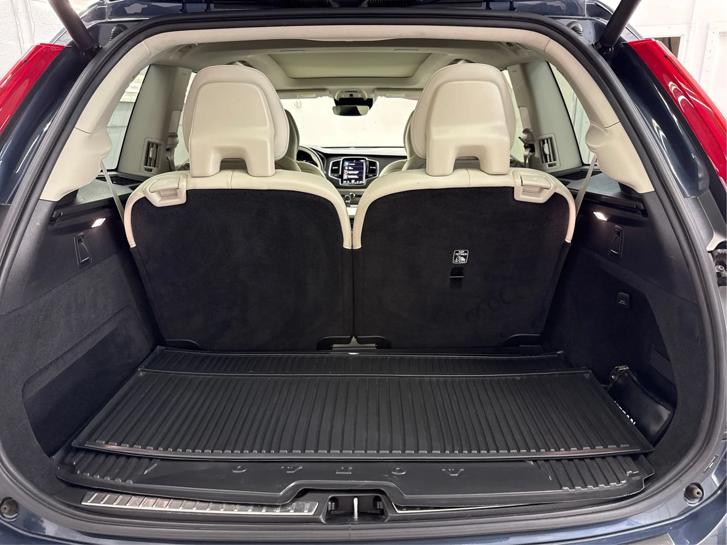 Used 2022 Volvo XC90 T6 Inscription w/ Advanced Package AWD/4WD image 16