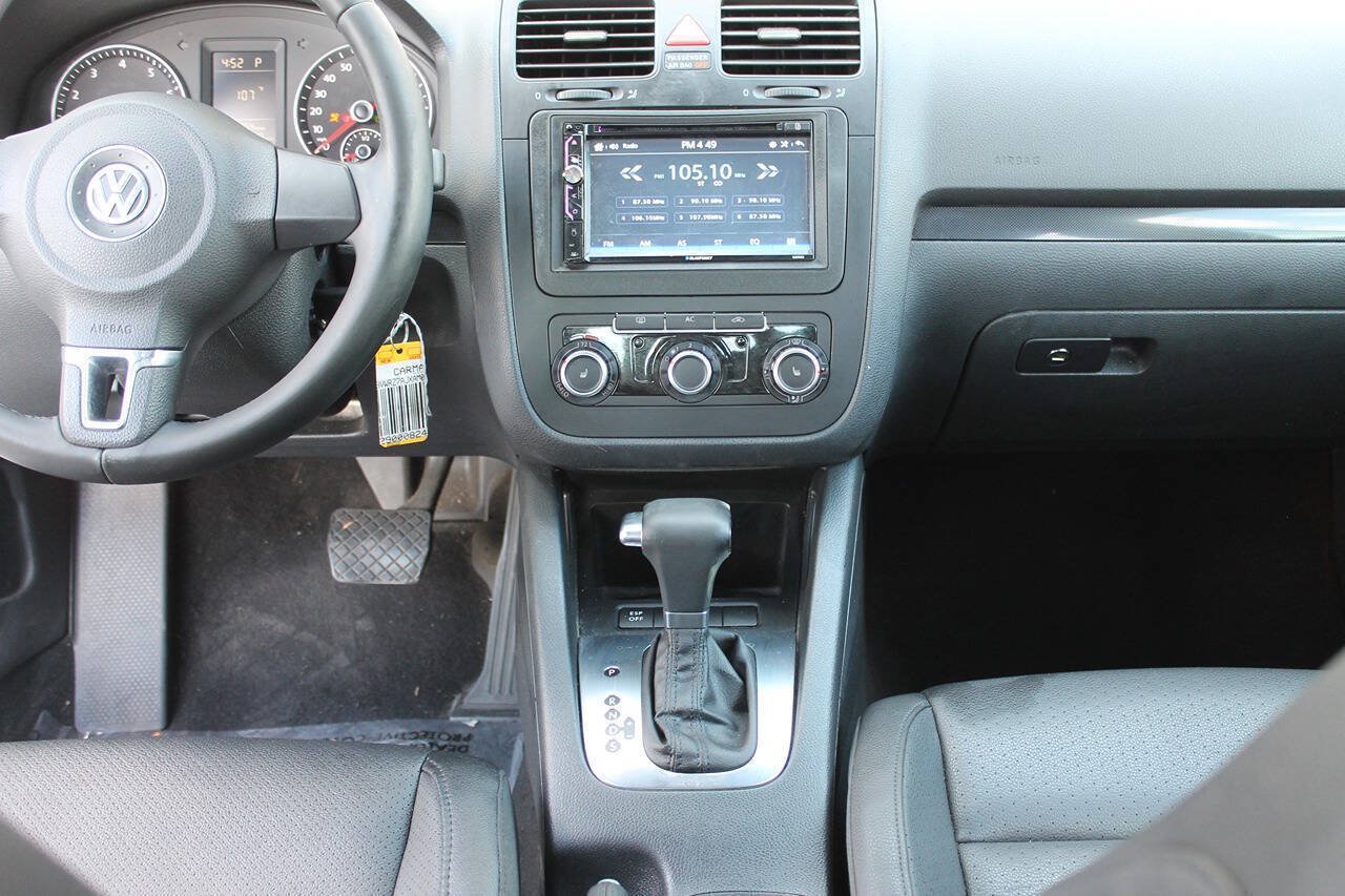 Used 2010 Volkswagen Jetta Limited Edition FWD image 35