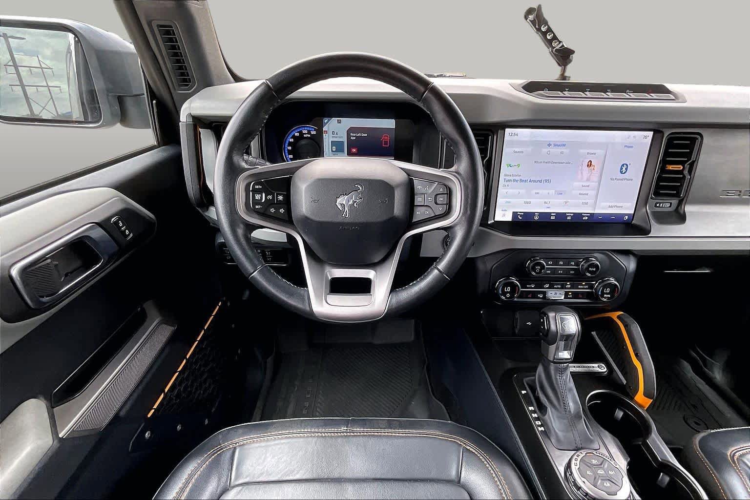 Used 2023 Ford Bronco Badlands w/ Sasquatch Package AWD/4WD image 6
