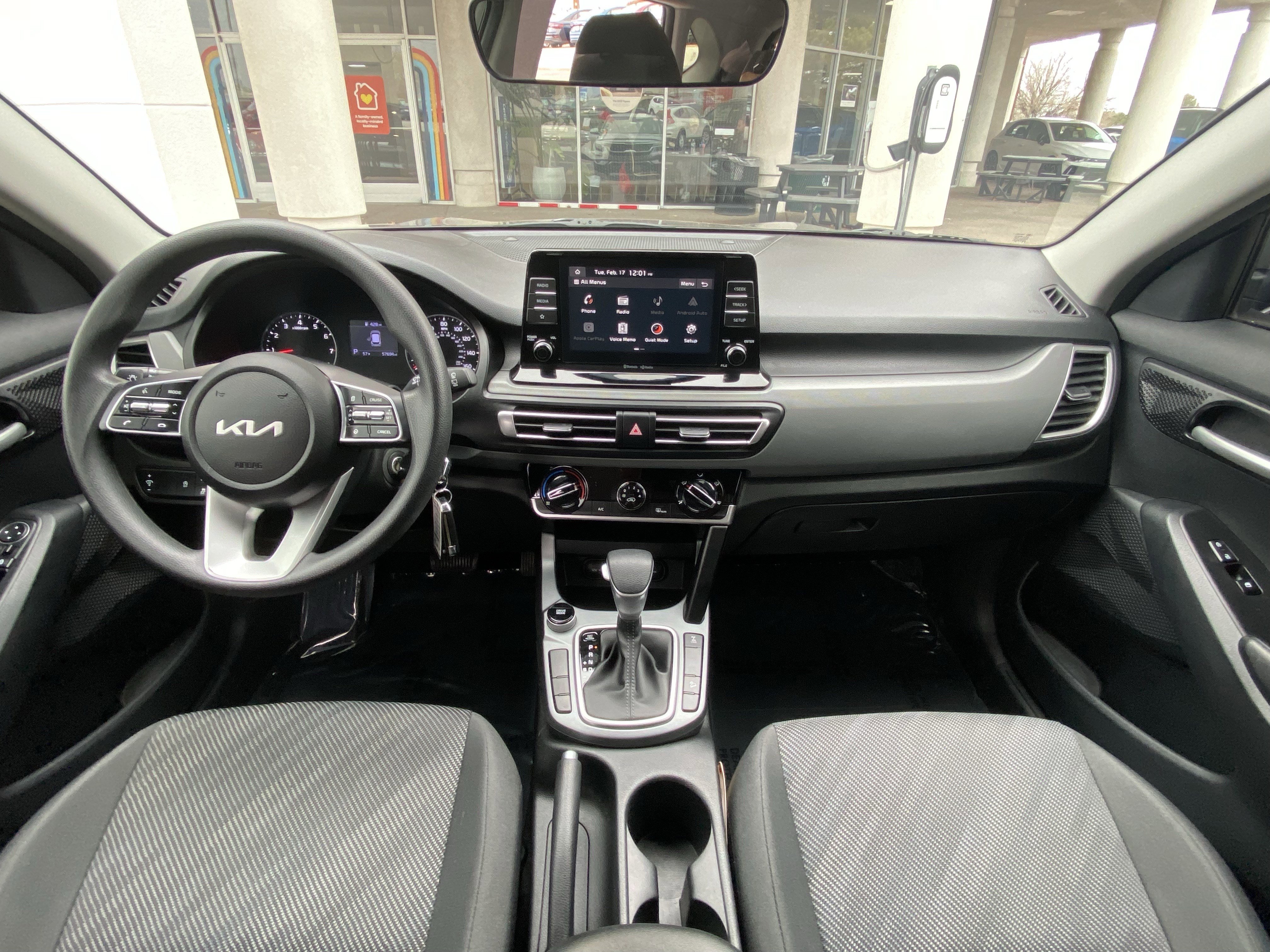 Used 2022 Kia Seltos LX image 25
