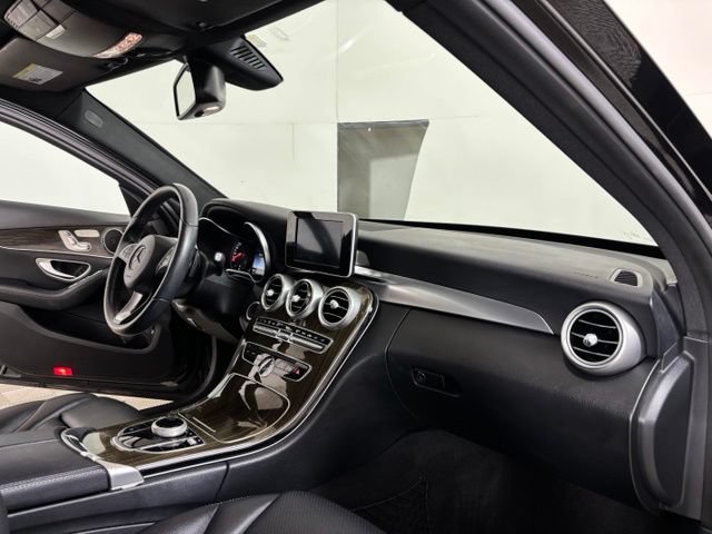 Used 2018 Mercedes-Benz C 300 4MATIC Sedan image 22