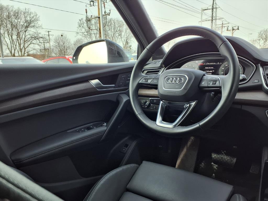 Used 2025 Audi Q5 2.0T Premium Plus w/ Premium Plus Package image 27