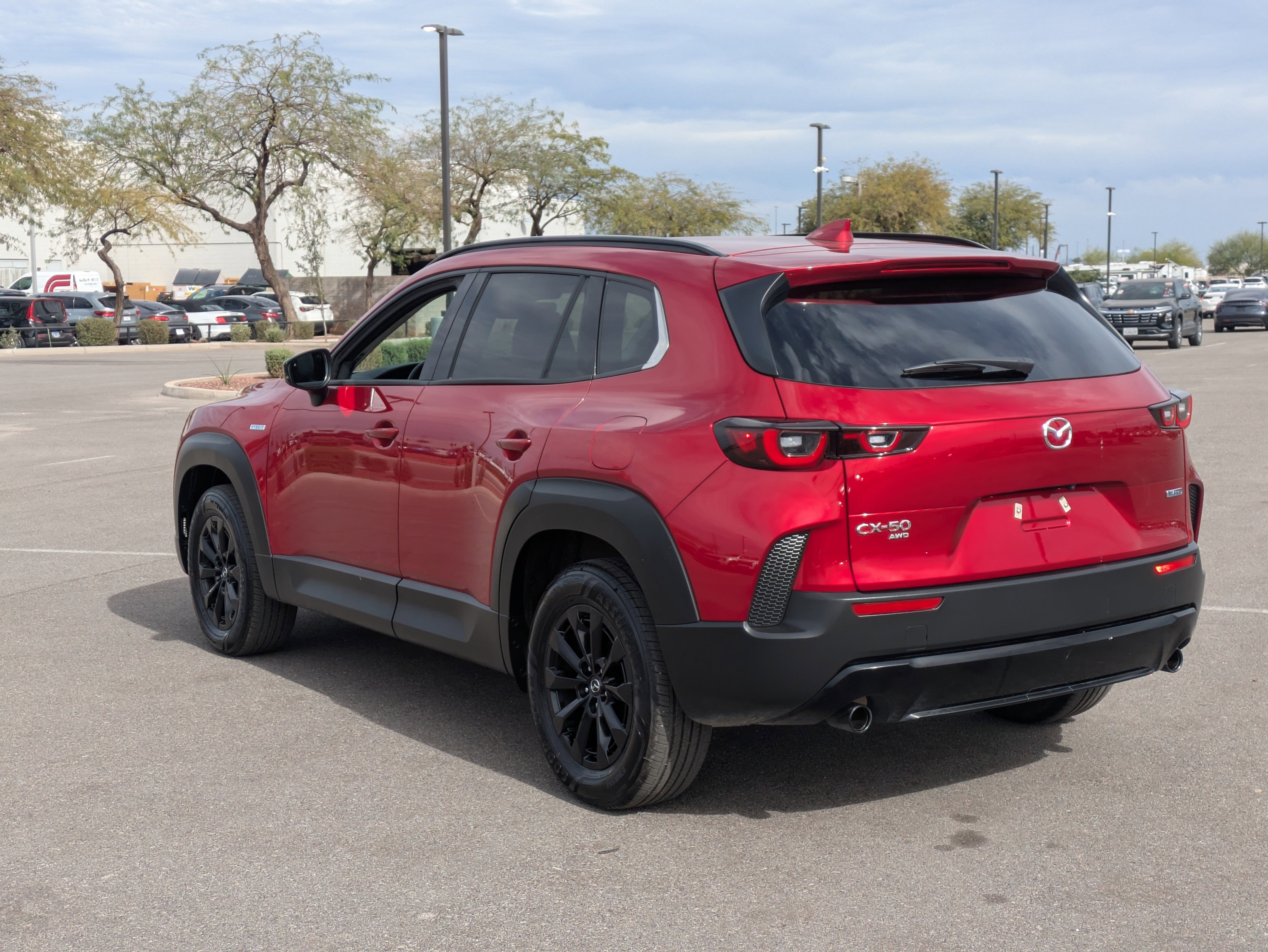 Used 2025 MAZDA CX-50 AWD 2.5 Hybrid w/ Premium Pkg image 3