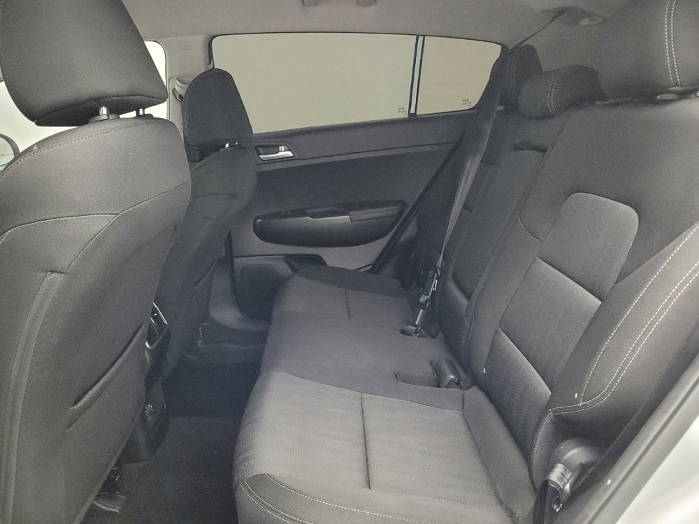 Used 2019 Kia Sportage LX AWD/4WD image 18