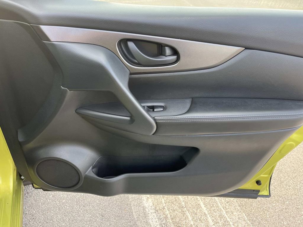 Used 2020 Nissan Rogue Sport S w/ Appearance Package image 22