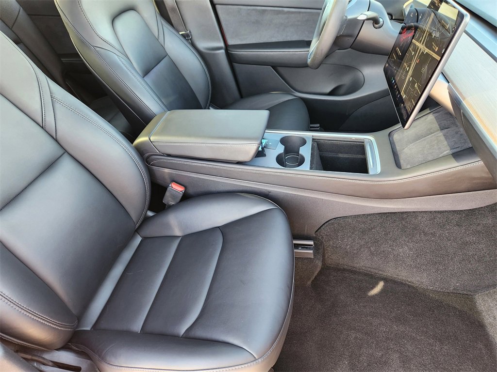 Used 2021 Tesla Model Y Standard Range 4D Sport Utilit image 14