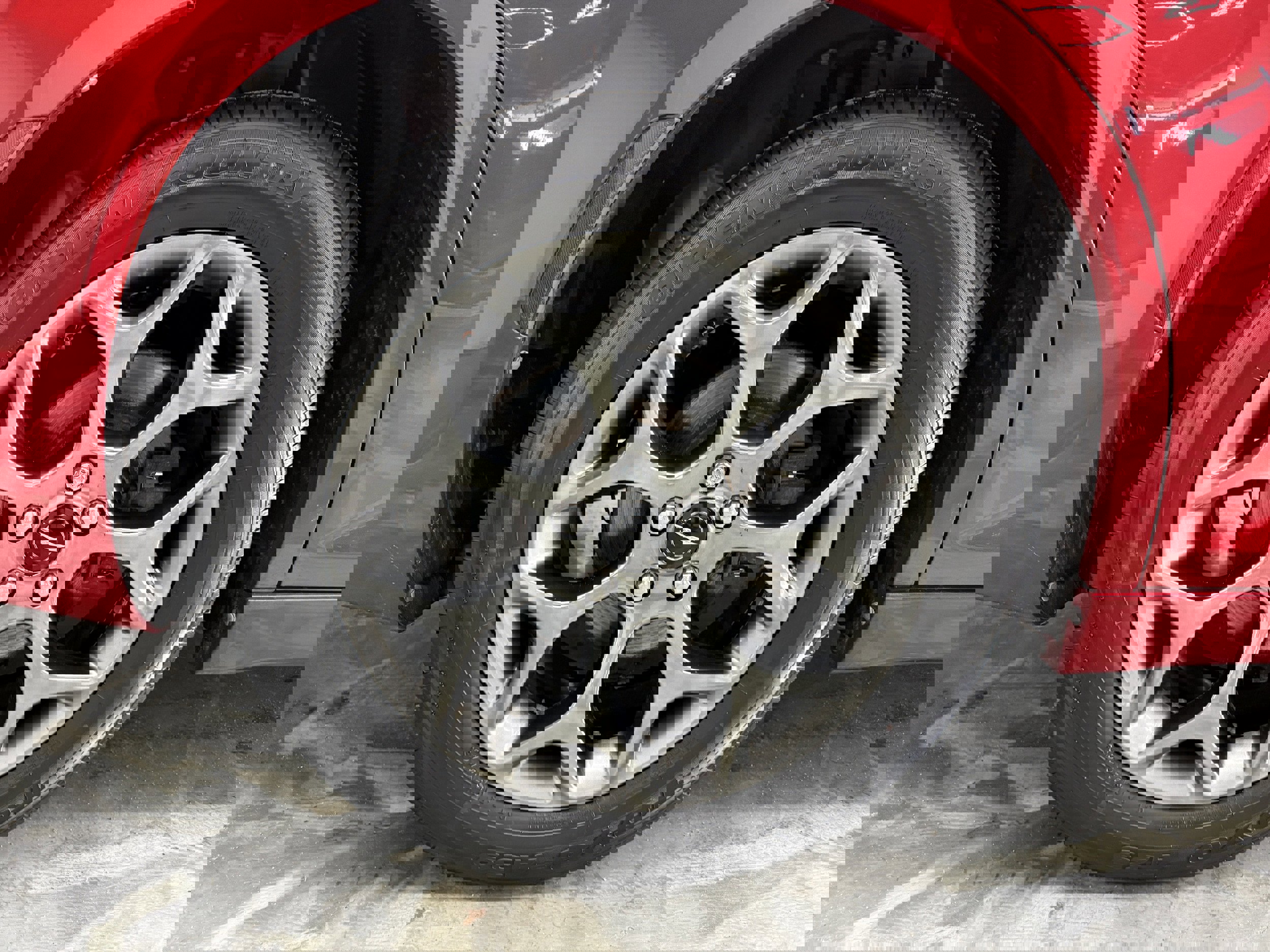 Used 2016 Chrysler 300 S image 29