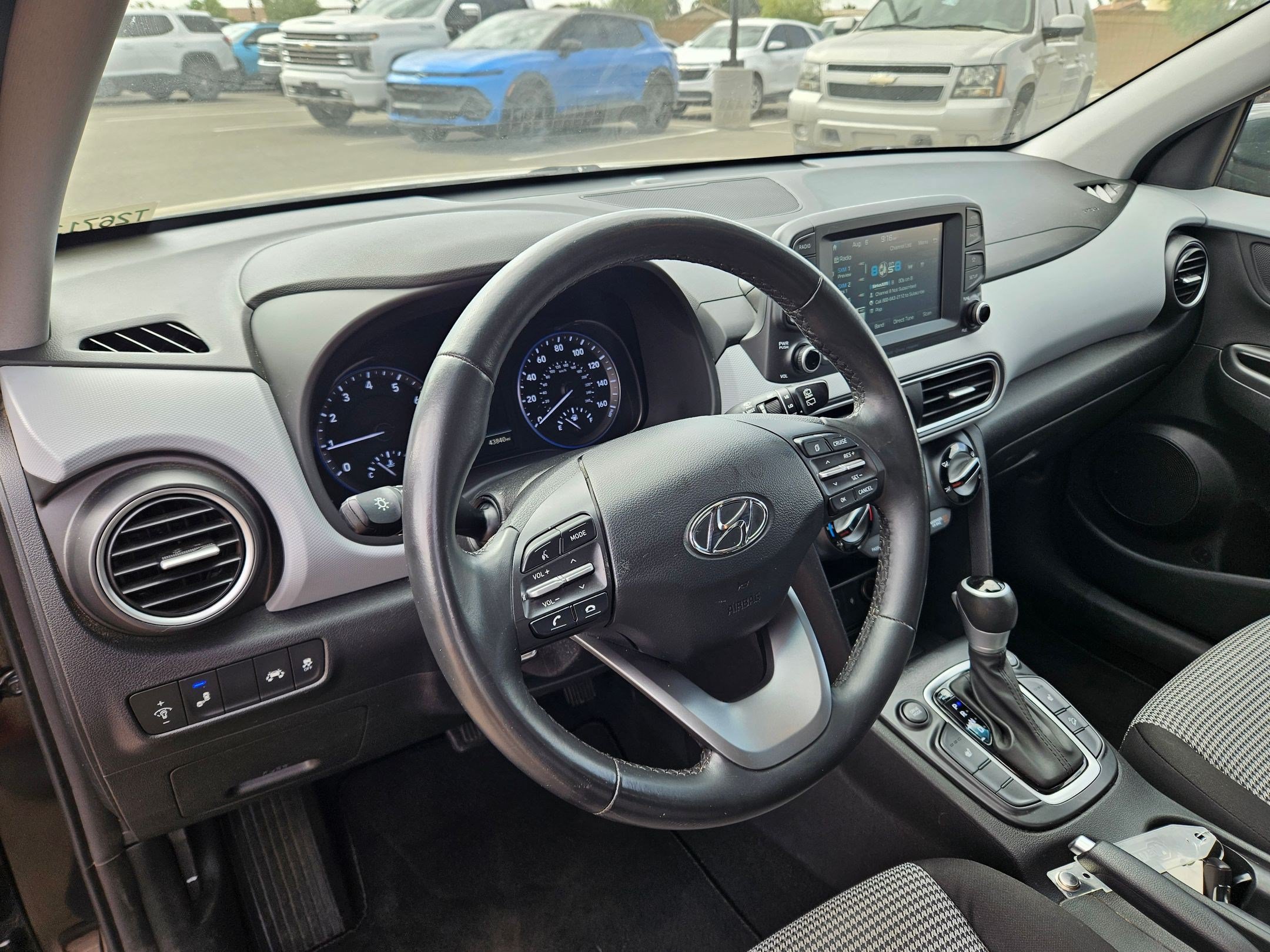 Used 2021 Hyundai Kona SEL Plus w/ Cargo Package AWD/4WD image 15