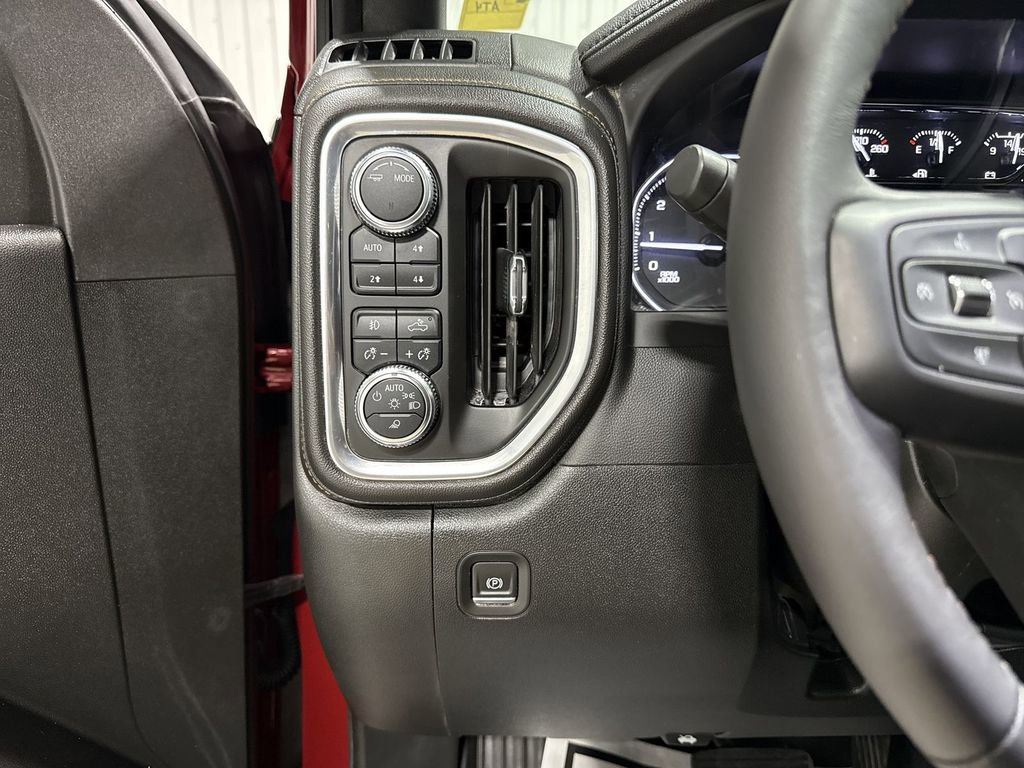 Used 2022 GMC Sierra 2500 AT4 image 18