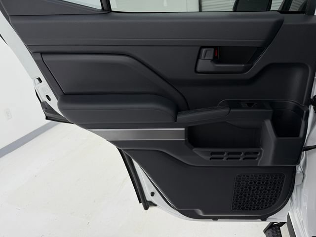 New 2026 Toyota 4Runner SR5 AWD/4WD image 35