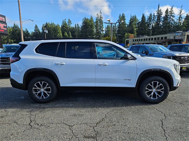 New 2026 GMC Acadia AT4 image 3