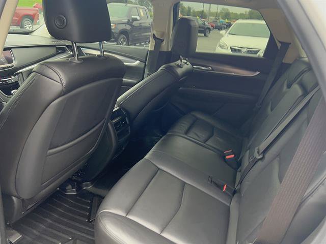 Used 2017 Cadillac XT5 Premium Luxury w/ LPO, Wheel Lock Package AWD/4WD image 14