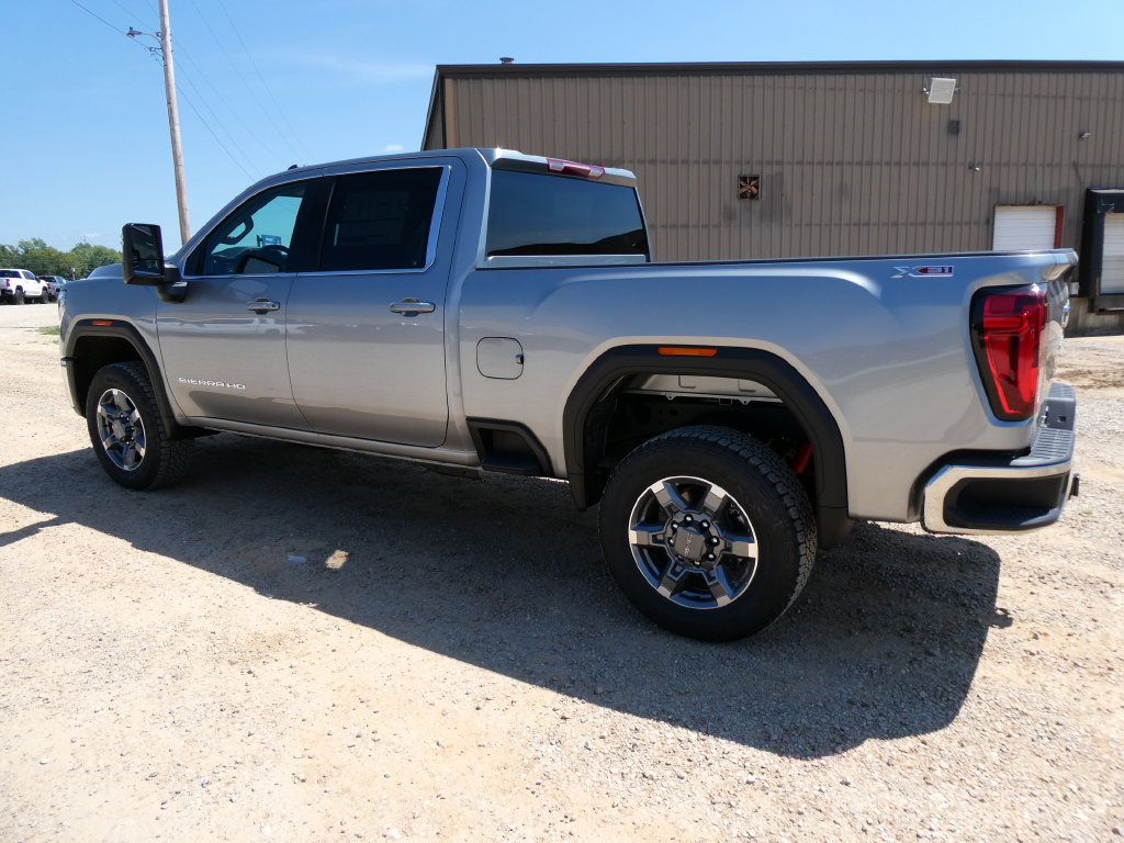 New 2026 GMC Sierra 2500 SLE w/ SLE Value Package; AWD/4WD image 9