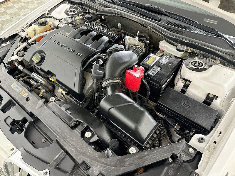 Used 2012 Lincoln MKZ FWD image 32