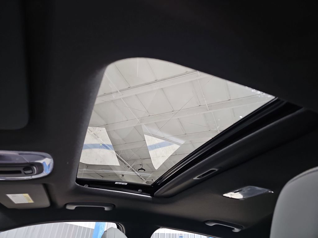 New 2026 Hyundai Elantra Limited image 29