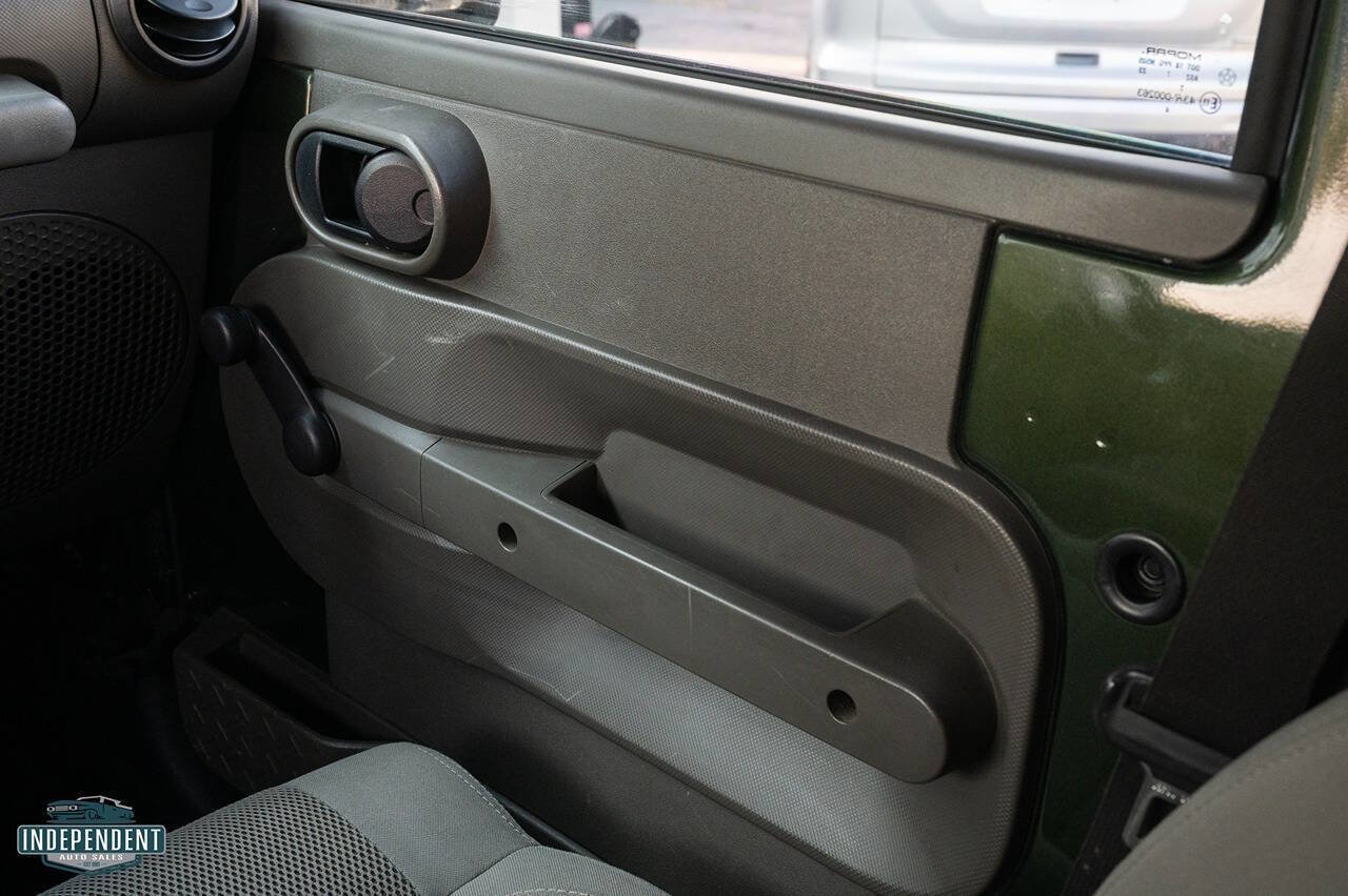 Used 2007 Jeep Wrangler Sahara image 11