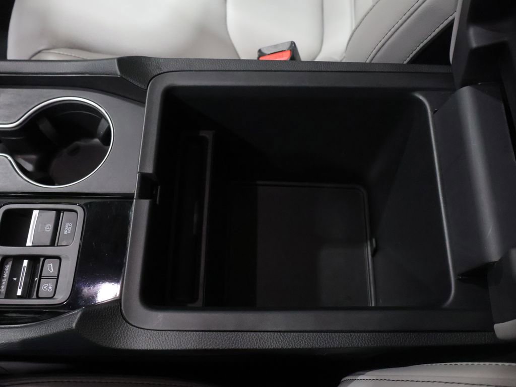 Used 2025 Honda Pilot Touring image 33