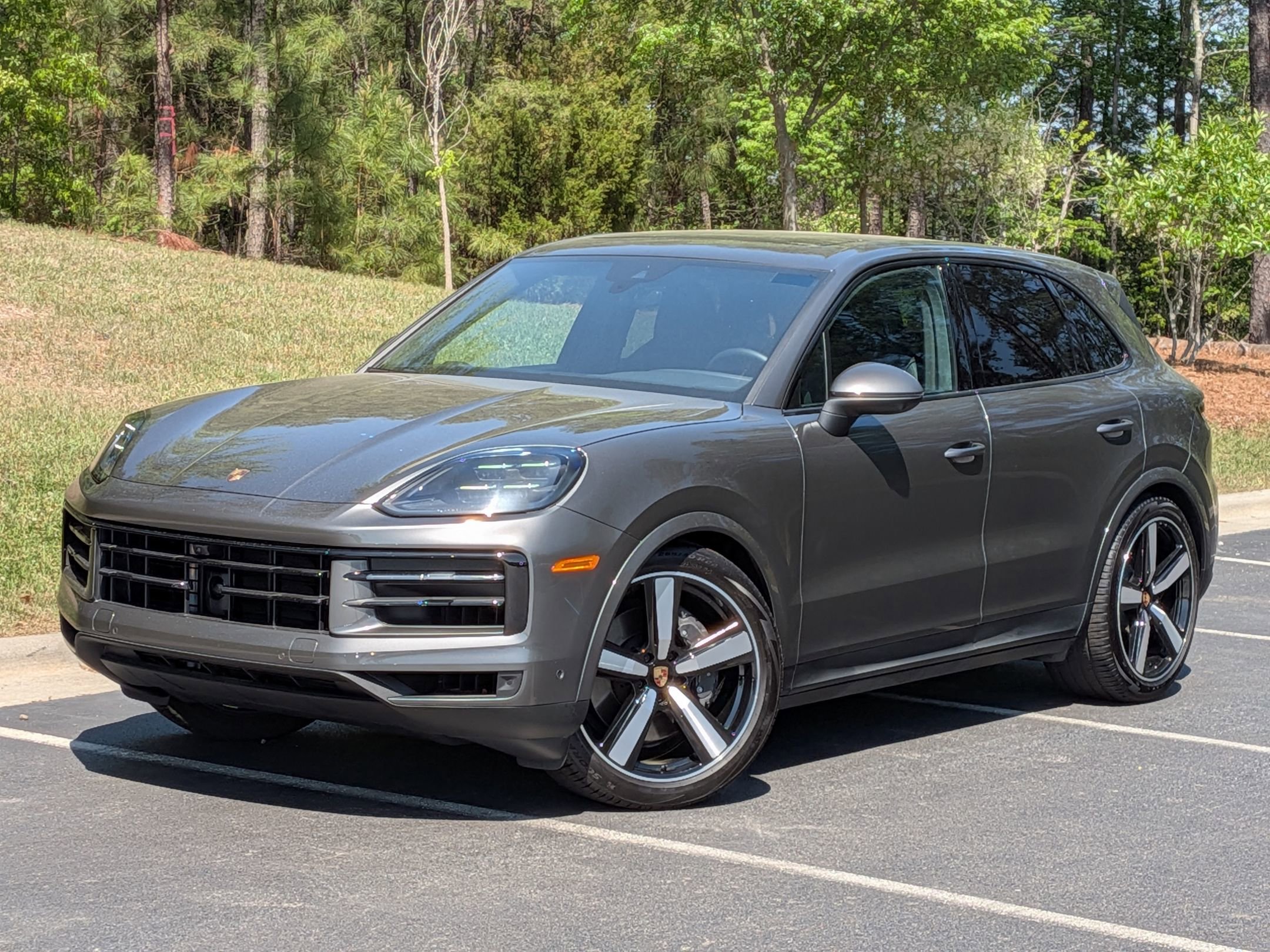 Used 2025 Porsche Cayenne AWD/4WD video 1
