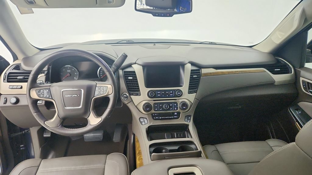 Used 2017 GMC Yukon Denali w/ Open Road Package RWD image 17