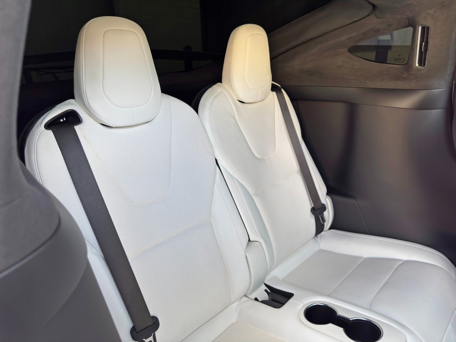 Used 2023 Tesla Model X AWD/4WD image 43
