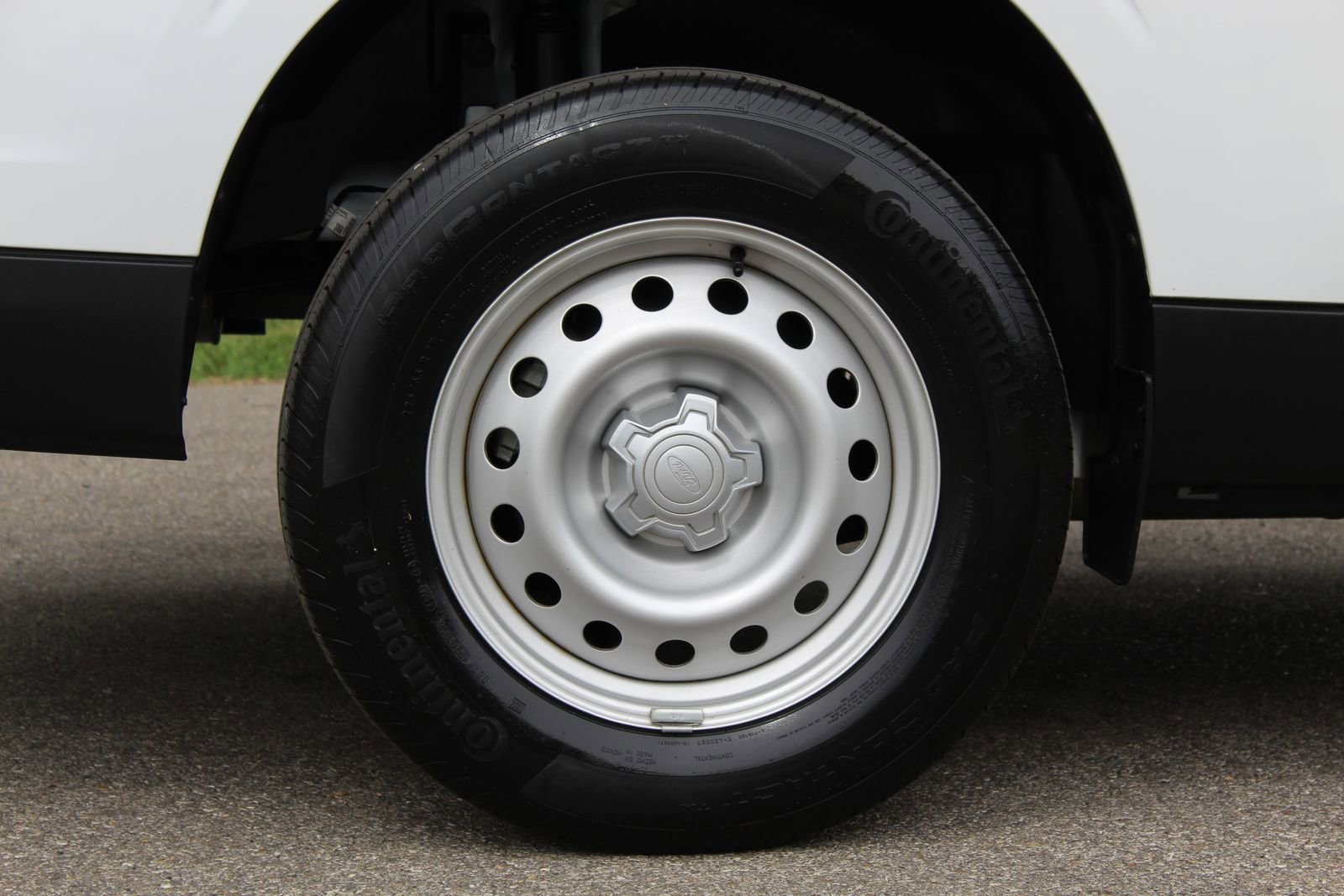 Used 2022 Ford Maverick XL FWD image 25
