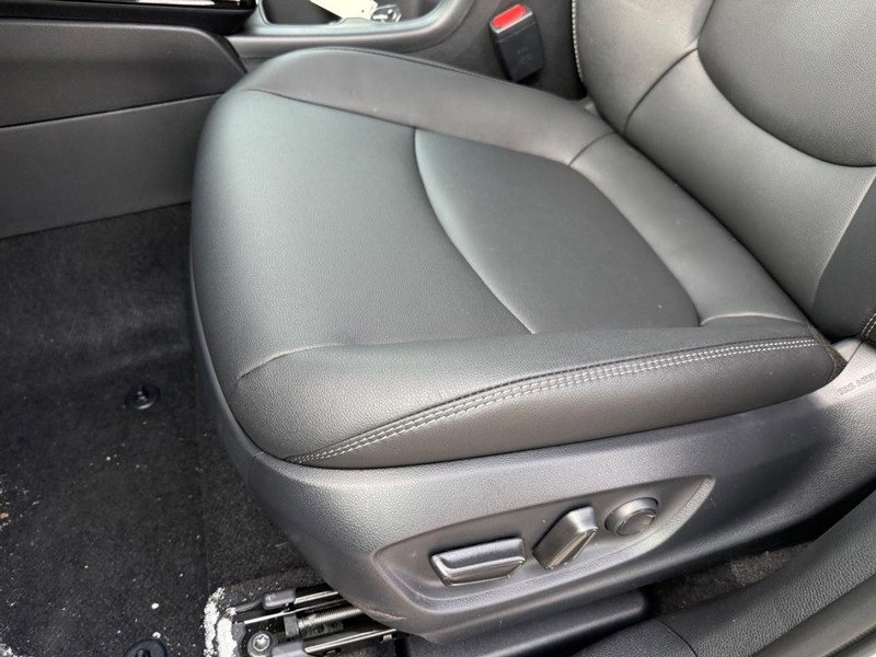 New 2026 Toyota Corolla Cross XLE image 17