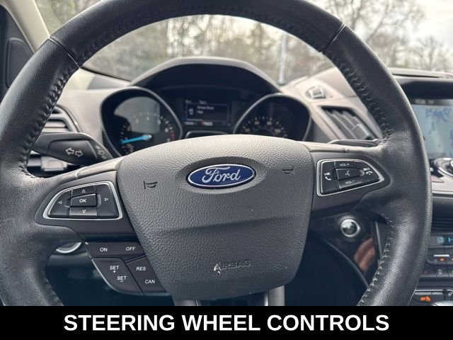 Used 2018 Ford Escape Titanium AWD/4WD image 11