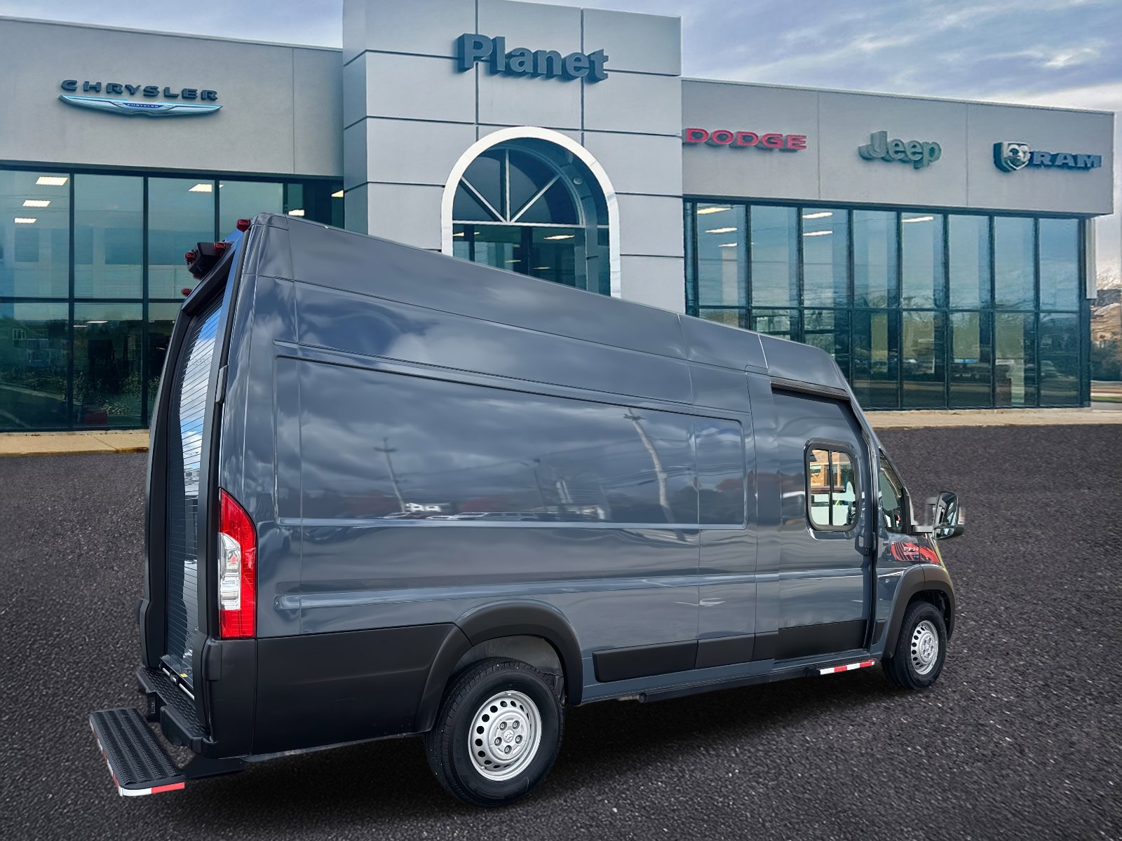 Used 2024 RAM ProMaster 3500 image 2