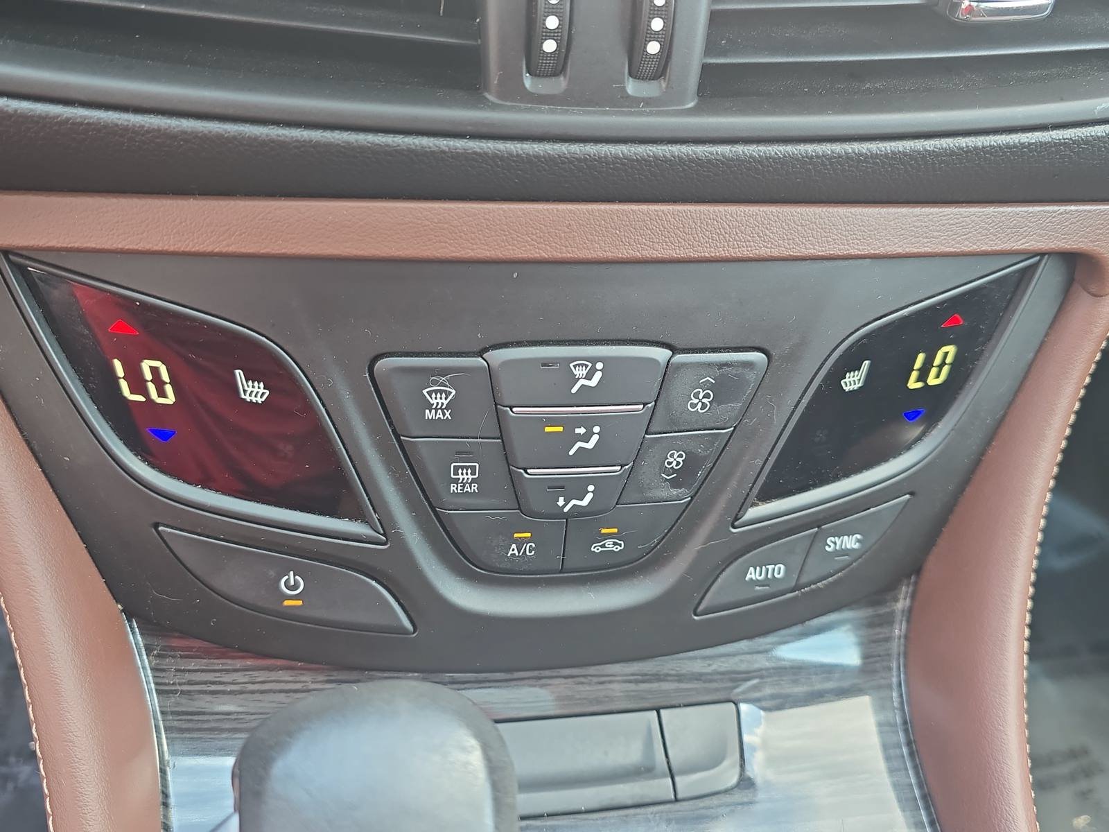 Used 2017 Buick Envision Essence w/ LPO, Cargo Package FWD image 20