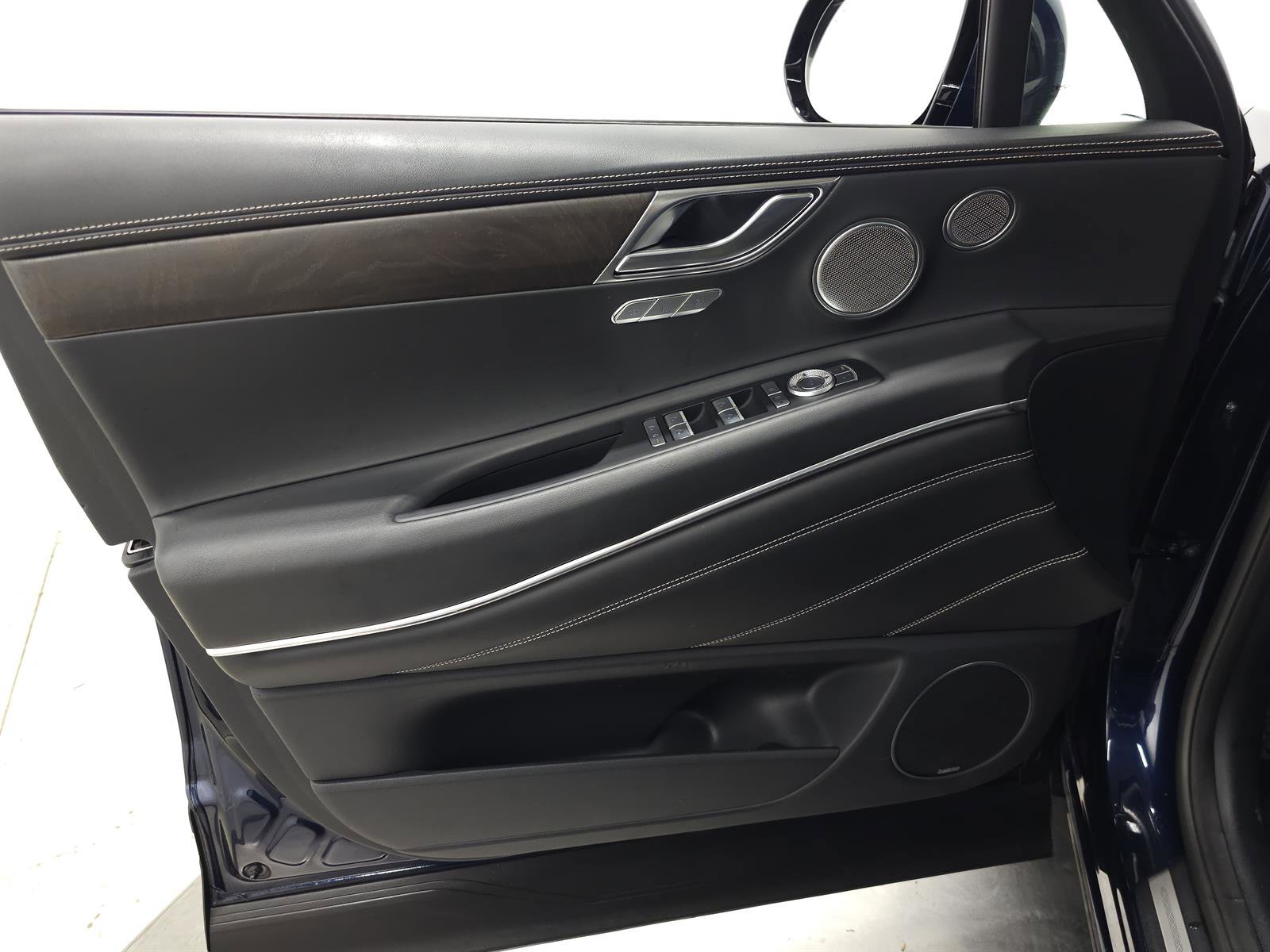 Used 2021 Genesis GV80 3.5T w/ Advanced Package 06 image 13