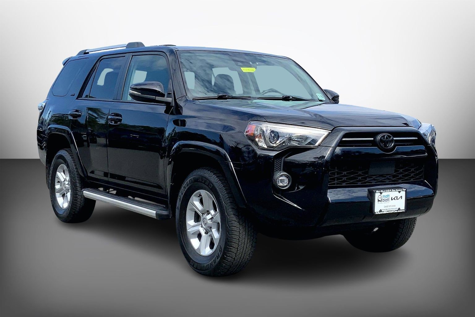 Used 2023 Toyota 4Runner SR5 Premium w/ Moonroof Package image 3