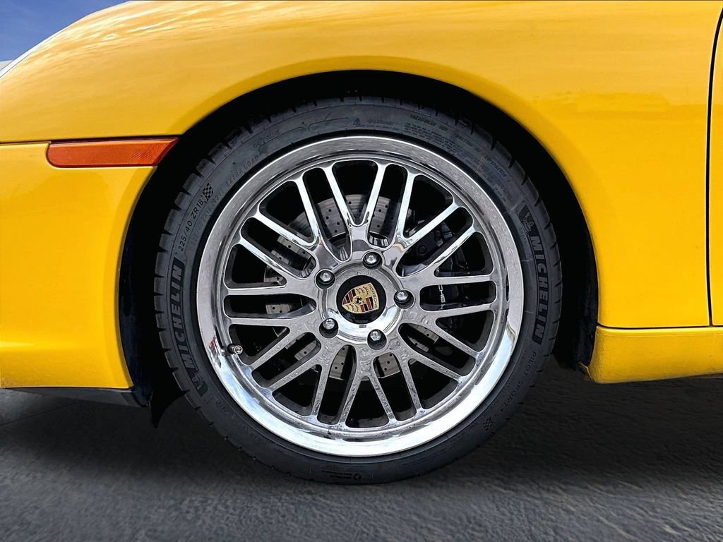 Used 2002 Porsche 911 Carrera RWD image 11