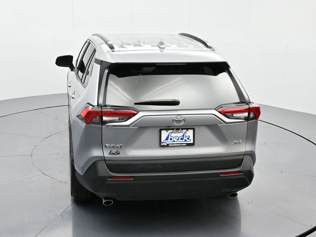 Used 2025 Toyota RAV4 XLE image 31