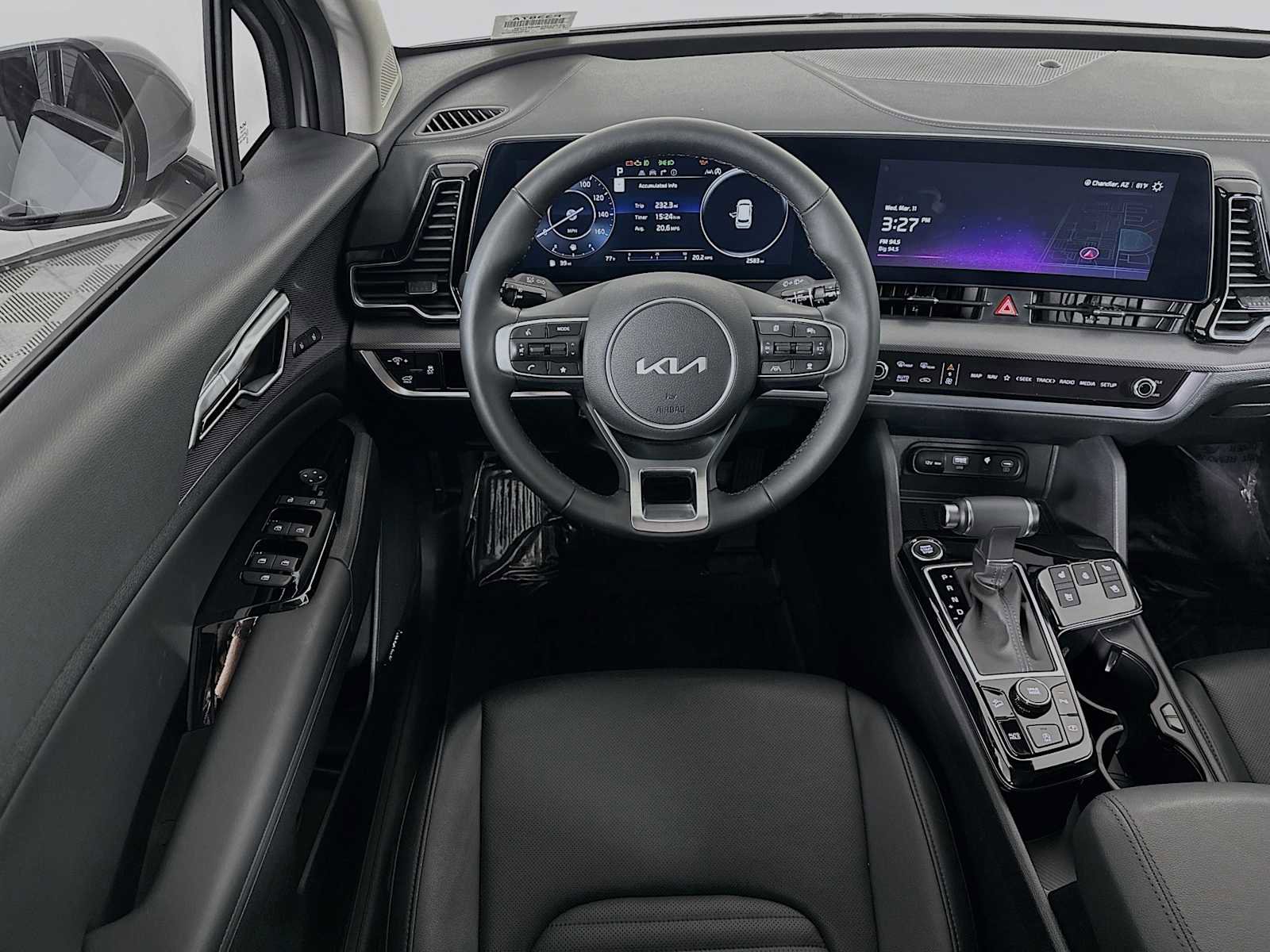 Used 2025 Kia Sportage SX image 21