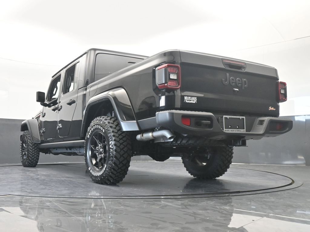 Used 2024 Jeep Gladiator Sport image 60