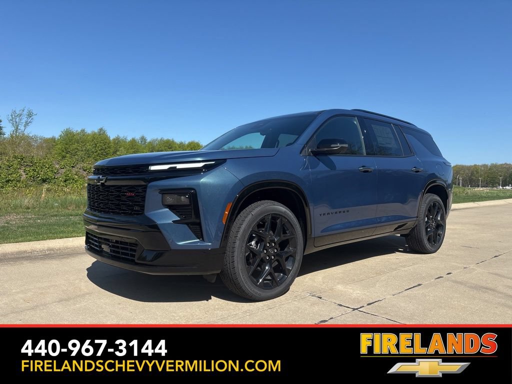 New 2026 Chevrolet Traverse RS w/ LPO, Floor Liner Package AWD/4WD image 1