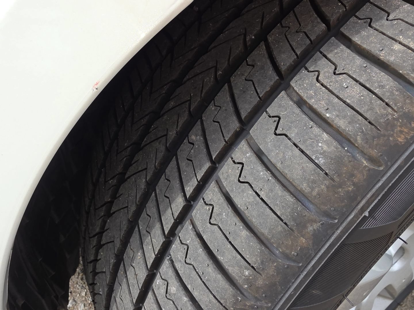 Used 2005 Nissan 350Z Touring RWD image 37