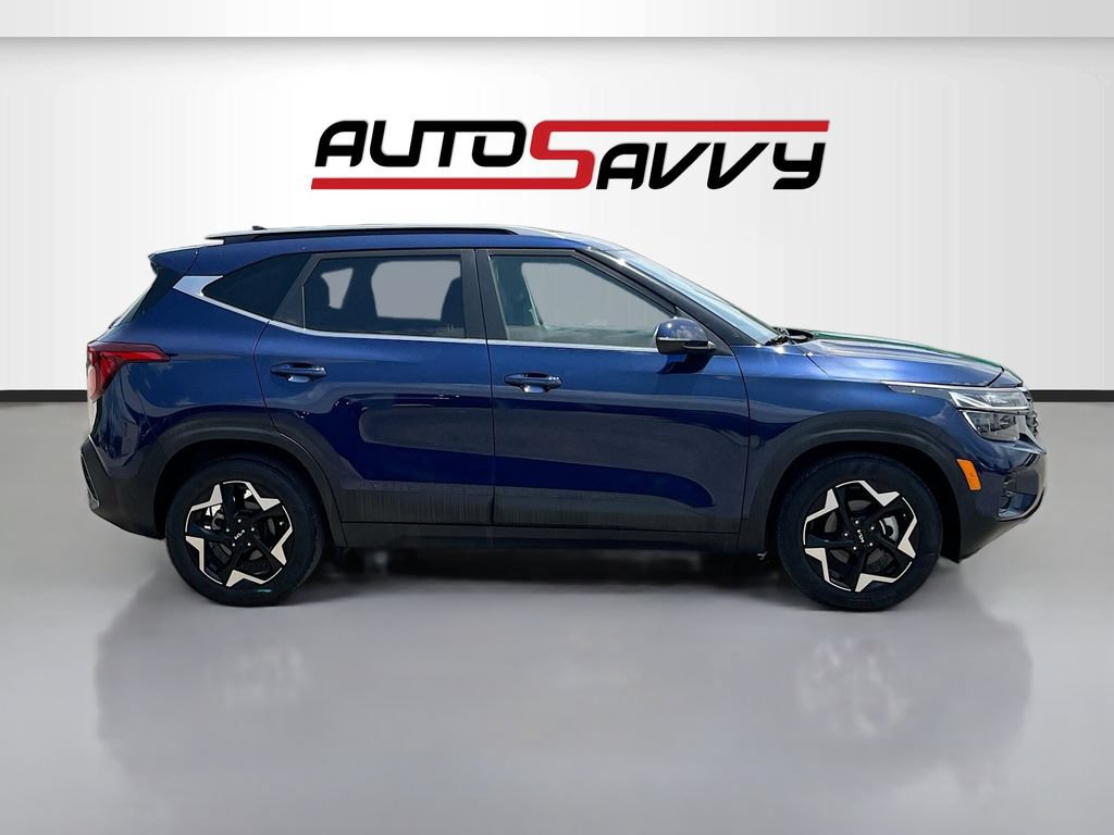Used 2024 Kia Seltos EX FWD image 8